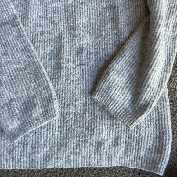 Long Sleeve Pullover Top Sweatshirt Henley Size Medium - Picture 9 of 9